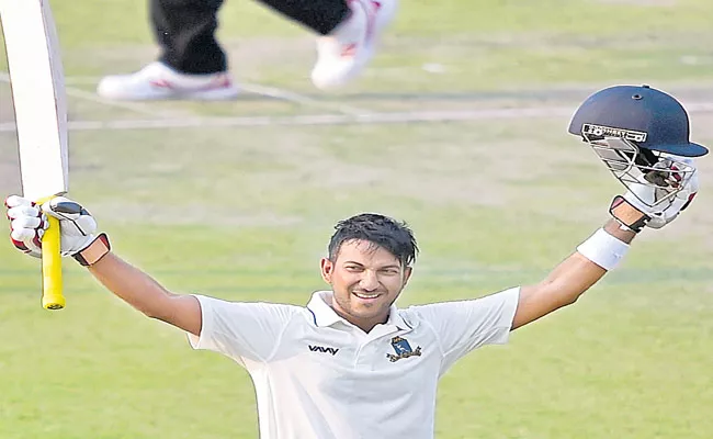 Anustup Majumdar Made Century Against Bengal In Ranji Trophy Semi Final - Sakshi