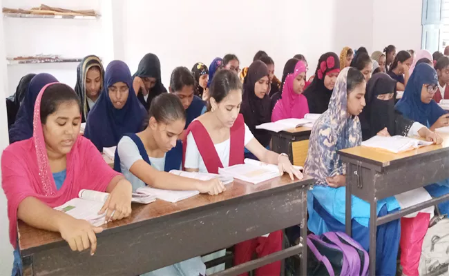 All Set For Tenth Class Exams From march 31st - Sakshi