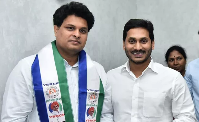 TDP Leader Karanam Venkatesh Joins YSR Congress Party - Sakshi