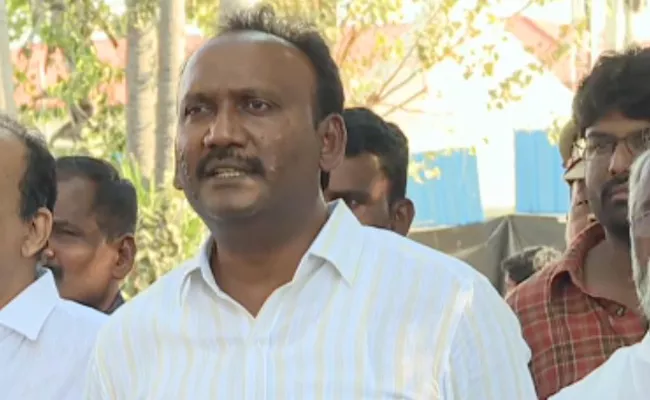 YSRCP Programmmes Impresses TDP Leaders Says Amanchi  - Sakshi