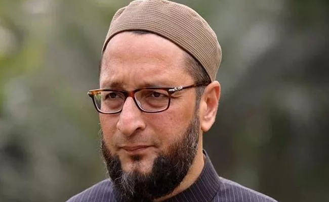 Case Filed Against Asaduddin Owaisi Atv moghalpura Police station - Sakshi