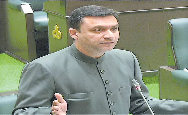 Akbaruddin Owaisi Speech Over Waqf Board At Assembly - Sakshi