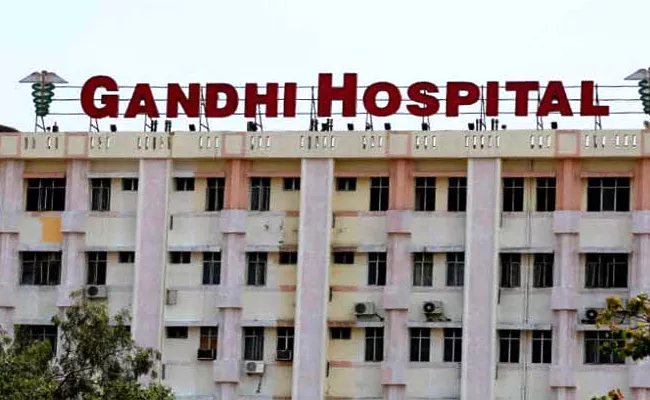 Nizamabad Man Hospitalised With Coronavirus Symptoms - Sakshi