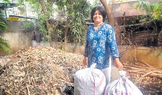 make Compost using leaves - Sakshi