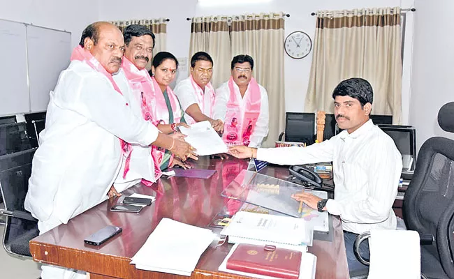 Kalvakuntla Kavitha File Nomination As MLC - Sakshi