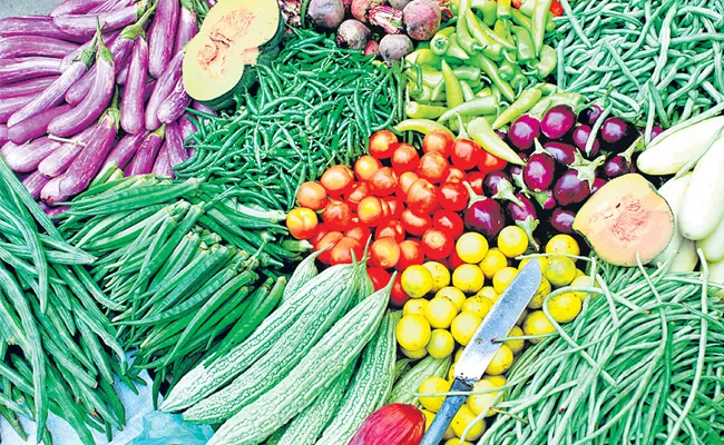 Hyderabad People Like Vegetables Food Woth COVID 19 Effect - Sakshi