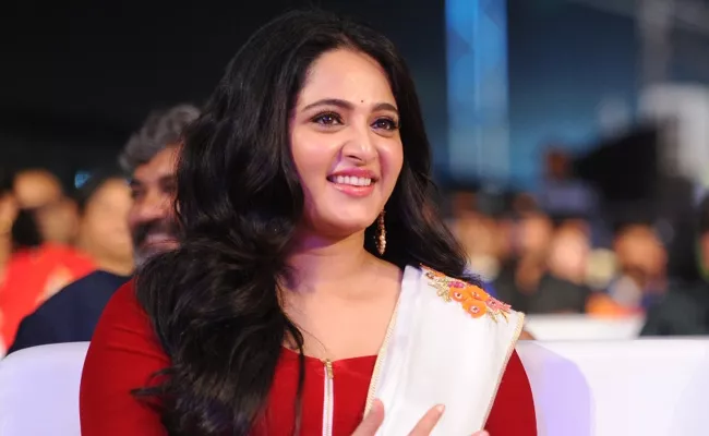  Anushka Shetty Open Up Her Love Story - Sakshi