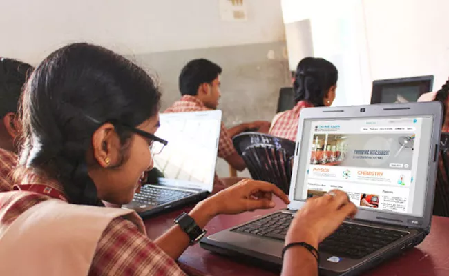 Corona Lockdown india: Digital Learning for Students - Sakshi