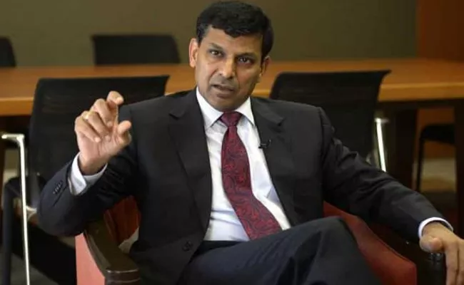 Raghuram Rajan : RBI can do to soften coronavirus impact on Indian economy - Sakshi