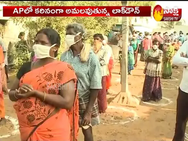 Kakani Govardhan Reddy Distributes Vegetables To People