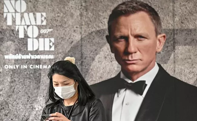 James Bond Fans Want No Time to Die's Release Postponed Over Coronavirus - Sakshi