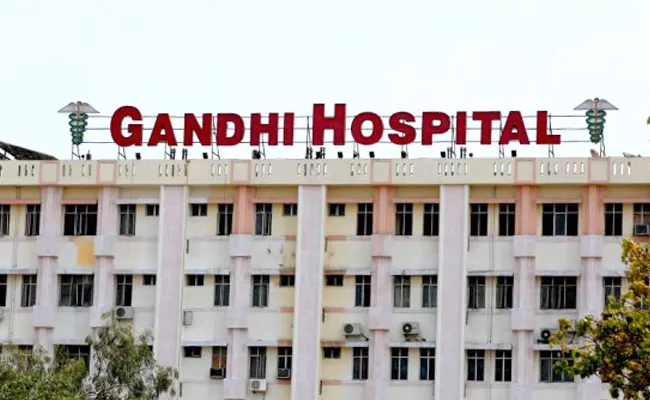 8 Corona Virus Suspect Admitted In Gandhi Hospital Hyderabad - Sakshi