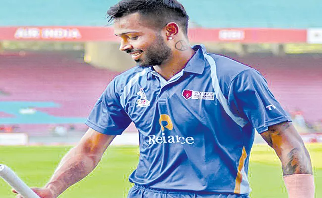 Hardik Pandya Made A Century In 39 Balls In DY Patil T20 Cup - Sakshi