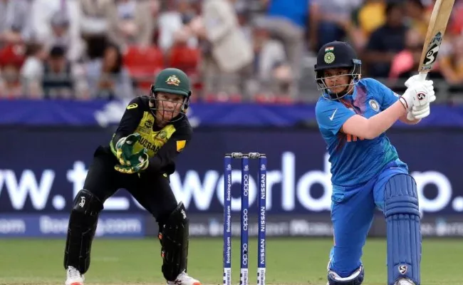 I Just Hate Playing India, Australia pacer Megan Schutt - Sakshi