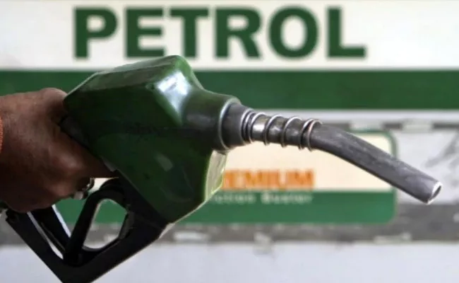 No Mask No Fuel Rule At Odisha Petrol Pumps - Sakshi