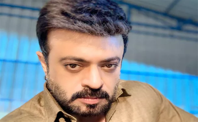 People Assult on Actor Riyaz Khan in Tamil nadu - Sakshi