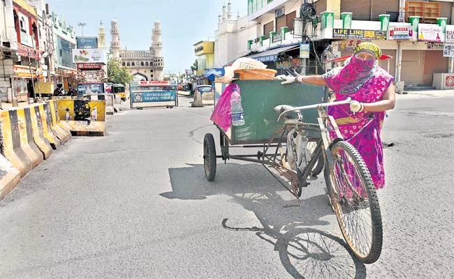 Lockdown Strictly Continues In Hyderabad Pathabasthi Due To Coronavirus - Sakshi