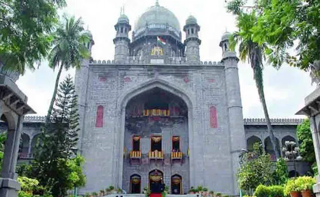 Telangana High Court Hearing On Petition Of Land Expats - Sakshi