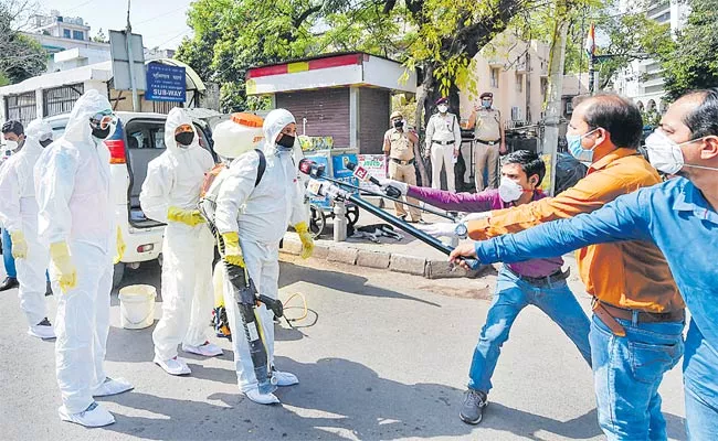 Coronavirus Positive Cases Increased By Tablighi Jamaat Prayer Meeting In Delhi - Sakshi