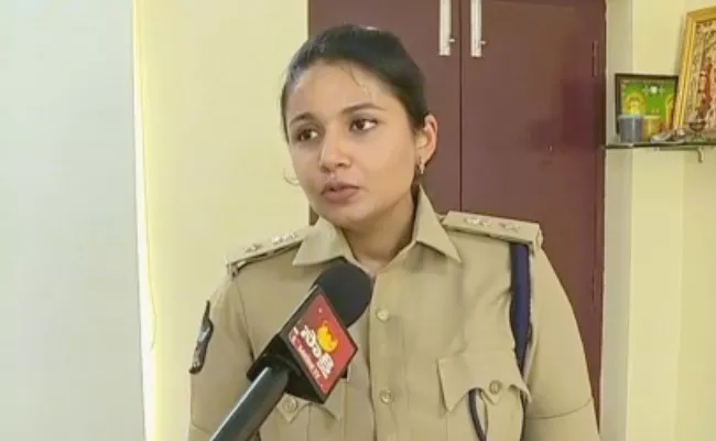 Disha Special Officer Deepika Patil Talks In Press Meet Over Domestic Violence In Vijayawada - Sakshi