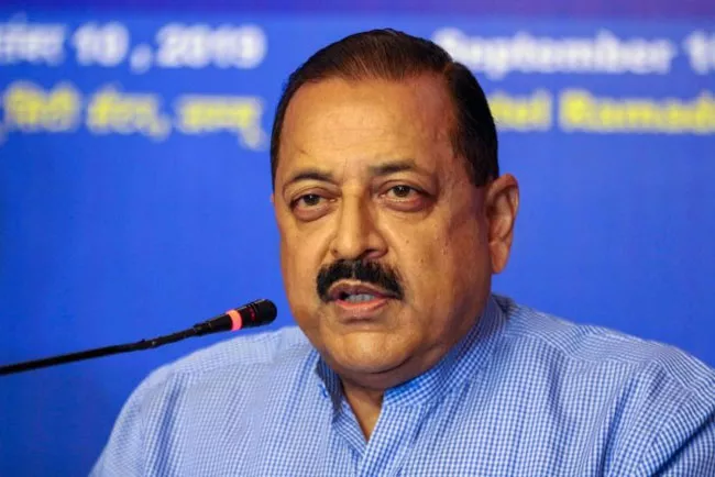 Union Minister Jitendra Singh explores lockdown exit plans with ex-bureaucrats - Sakshi