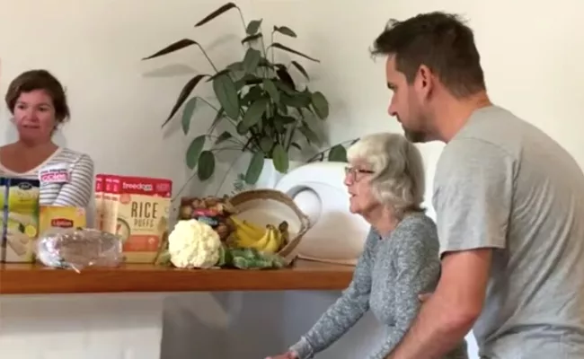 Viral: Australian Film Maker Recreates Supermarket At Home For His Mother - Sakshi