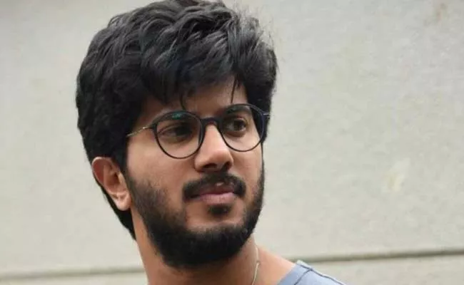 Dulquer Salmaan Apologies For A Joke In Varane Avashyamund - Sakshi