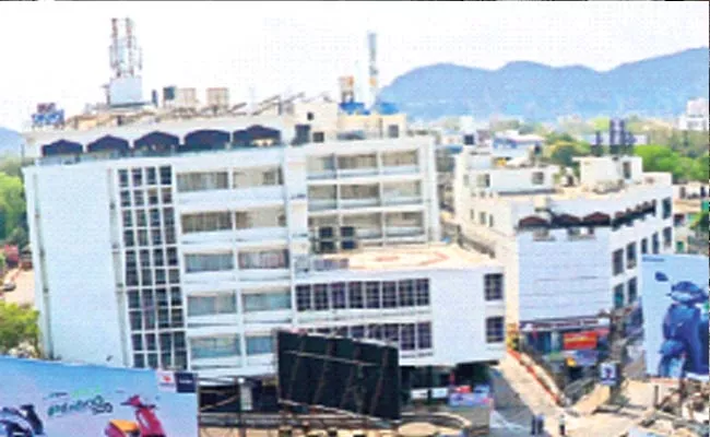 Lockdown: Hotel Business Losses In Amaravati - Sakshi