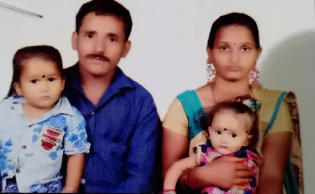 Couple Deceased in Bike Accident Anantapur - Sakshi