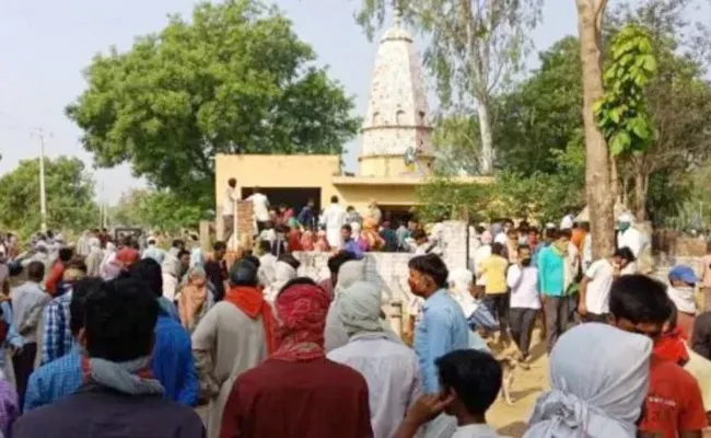 Two Sadhus Killed Inside Temple At Bulandshahr In Uttar Pradesh - Sakshi