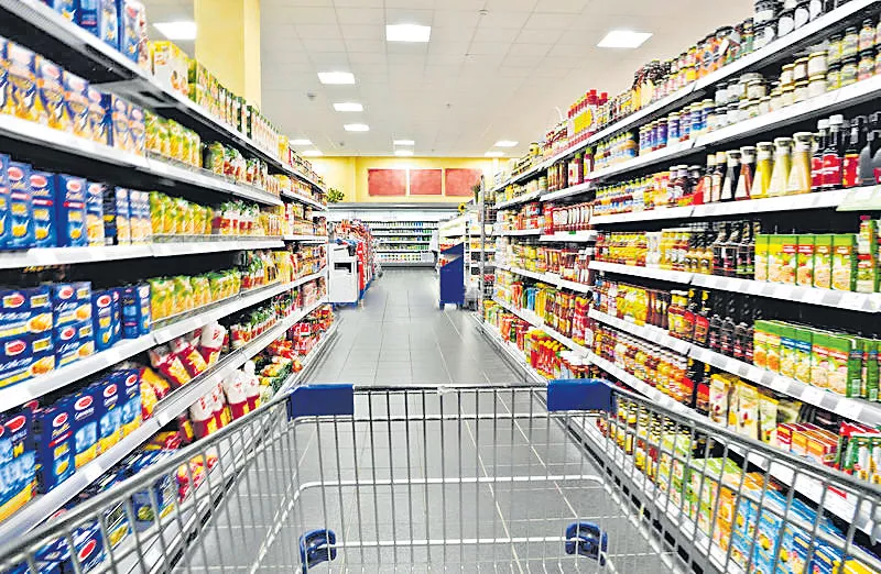 Retailers Association of India steps in to ease essential supplies - Sakshi