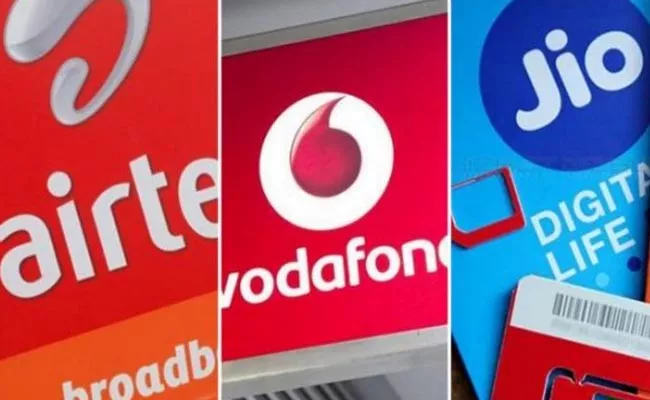  Airtel, Vodafone and Reliance Jio users can now recharge their numbers at ATMs - Sakshi