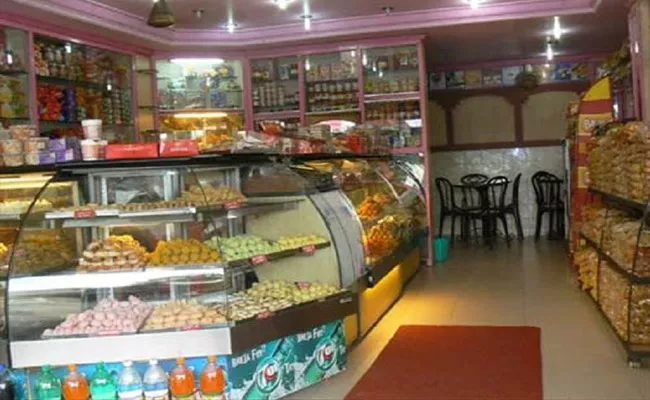 CoronaLockdown: Bakeries Exempted in Karnataka - Sakshi