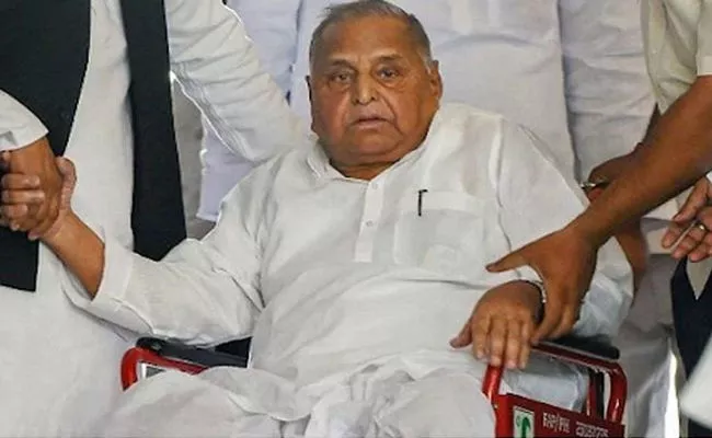 Mulayam Singh Yadav Admitted  To Hospital Agian - Sakshi