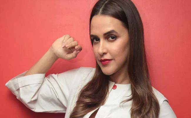 Neha Dhupia Says Five Boy Friends In Her Husband Angad Bedi - Sakshi