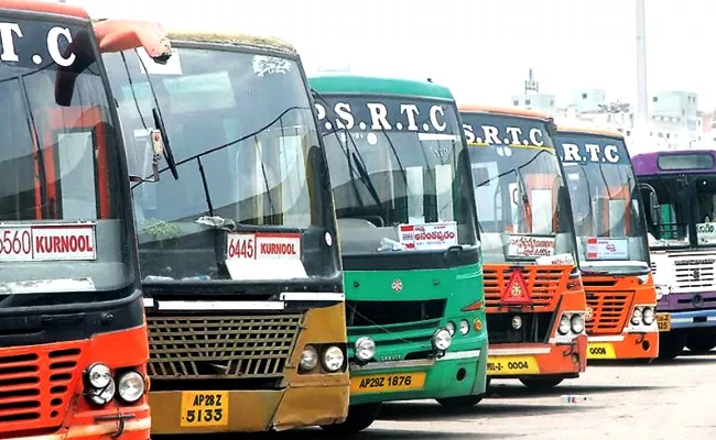 Lockdown: APSRTC to Run special Buses from Hyderabad to Andhra Pradesh - Sakshi