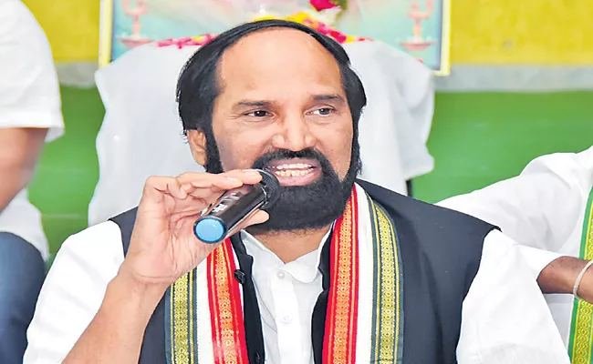 Tpcc Uttam Kumar Reddy Questions KCR About Pothireddypadu - Sakshi