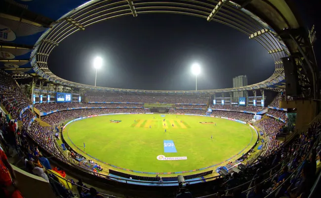 BMC asks Wankhede Stadium premises for quarantine - Sakshi