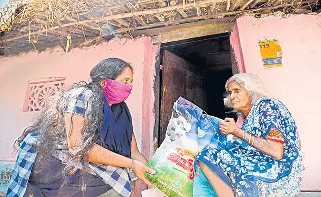 Distribution of 30 thousand tons of rice to above 24 lakh families - Sakshi