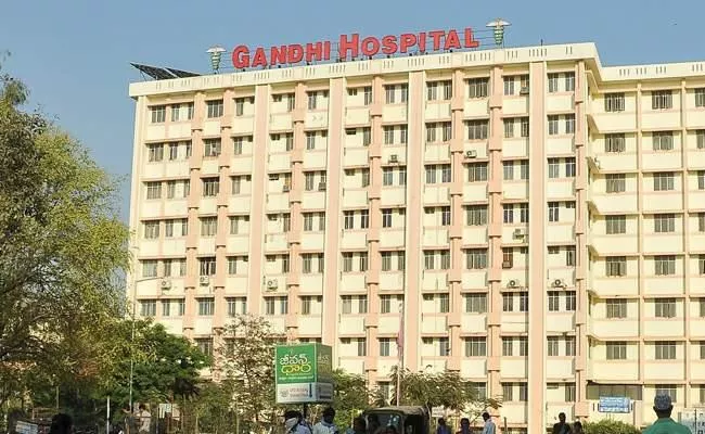 No Liquor Party Held In Gandhi Hospital - Sakshi