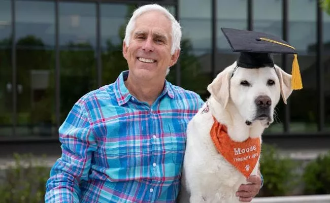 Virginia Tech University Gave Honorary Doctorate Degree To Dog - Sakshi