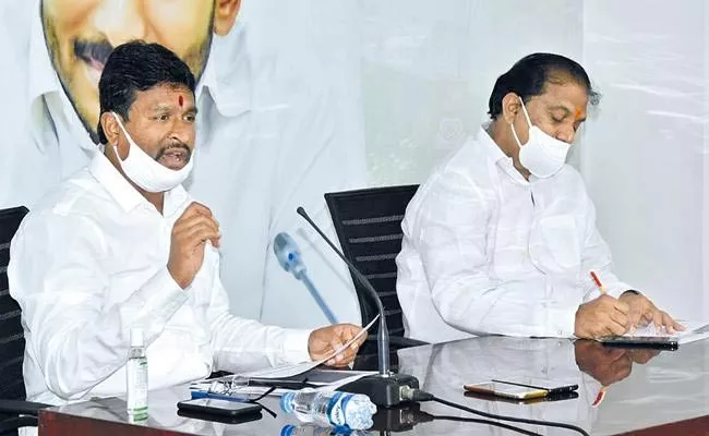 Vellampalli Srinivas Slams On TDP Leaders Over Corona Tests - Sakshi