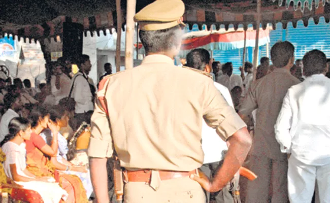 Piravies in Karimnagar Police Department For Postings - Sakshi