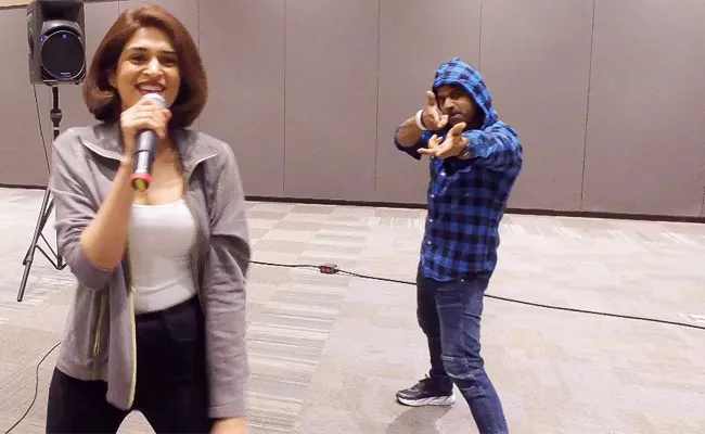 Devi Sri Prasad Shares Rehearsal Video With Shraddha Das - Sakshi