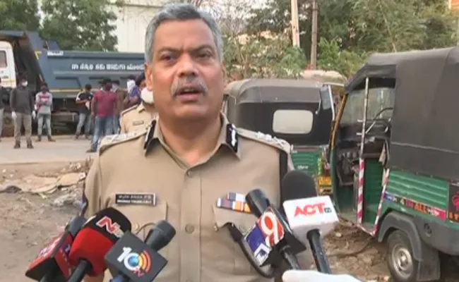 Seized Vehicles Are Being Returned To The Owners Without Cases In AP - Sakshi