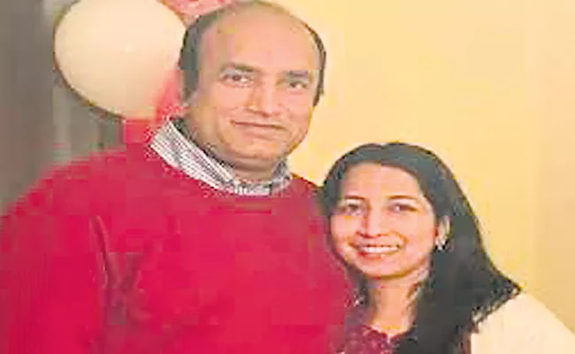 Indian Origin Couple Has Made An Innovative And Inexpensive Ventilator - Sakshi