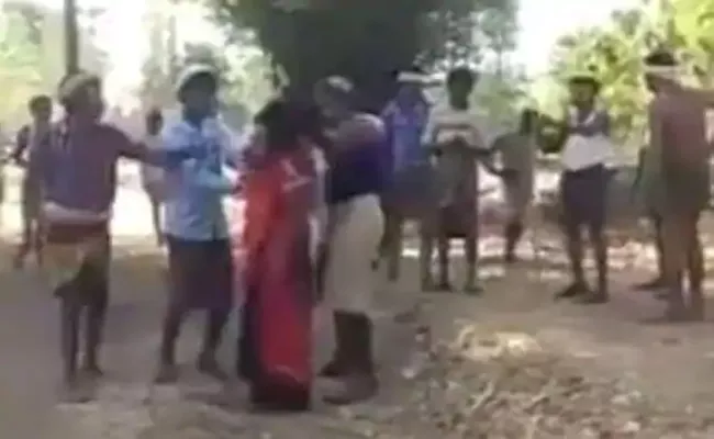 Minor Tribal Girl Brutally Thrashed for Eloping Video Goes Viral - Sakshi