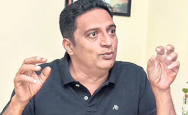 Prakash Raj to lend voice for Discovery's Wild Karnataka - Sakshi