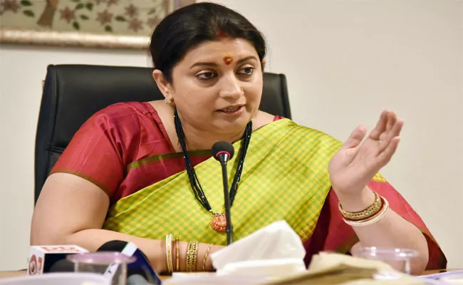 Minister Smriti Irani Tweet On Menstrual Hygiene day - Sakshi