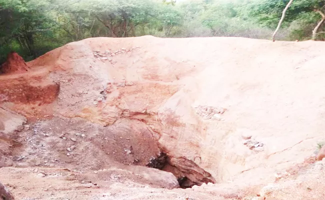 Excavations For Hidden Funds in Chittoor - Sakshi